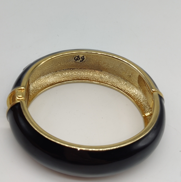 SOLD LOVE BITES BETSEY JOHNSON Spring Cuff Statement Bracelet - Picture 7 of 10